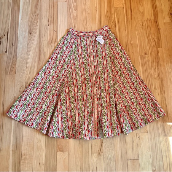 Cath Kidston Dresses & Skirts - NWT Cath Kidston women’s size 8 endless love corduroy button-through midi skirt